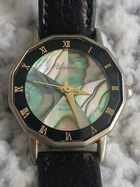 VTG Ladies UNITEX 25mm Watch with Black Leather Band - WORKS!